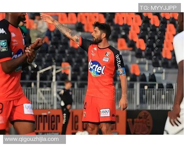 拉瓦勒与亚眠的精彩对决揭示法乙联赛的激烈竞争与球队实力较量