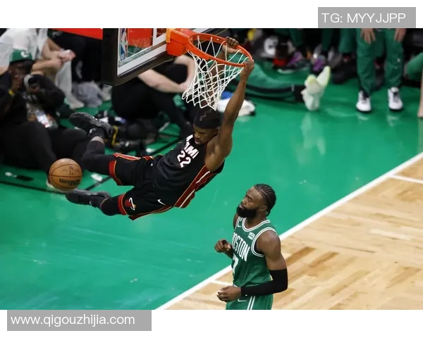 杰伦布朗的崛起之路：从新秀到NBA明星的奋斗历程与成就解析