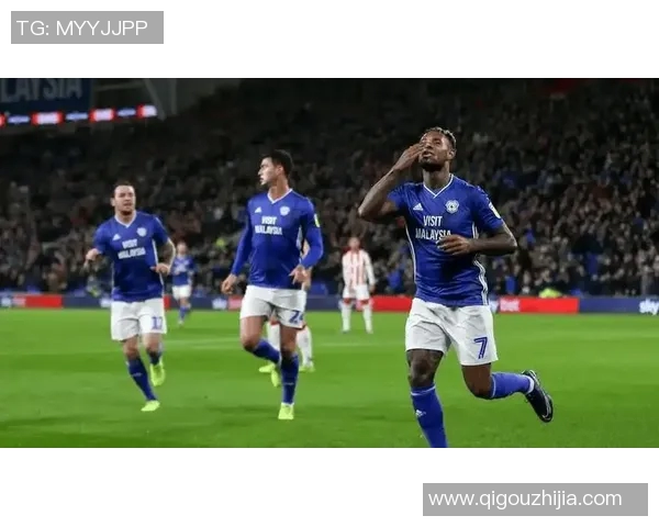 热刺主场迎战曼城争夺英超冠军争夺战精彩回顾与分析