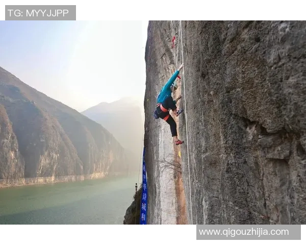 重庆攀岩队防反战术深度分析与实战技巧分享