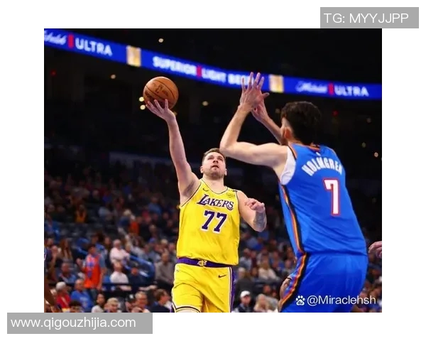 2012年4月23日湖人与雷霆的经典对决回顾与精彩瞬间分析 2012年4月23日湖人与雷霆的经典对决回顾与精彩瞬间分析