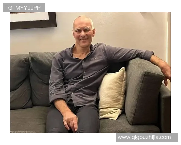 亚当斯的传奇人生与影响力探讨：从科学家到社会活动家的转变之路